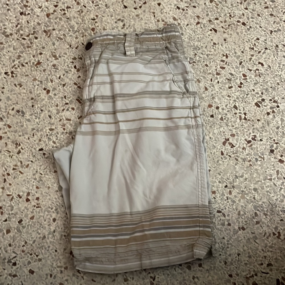 Aeropostale Men Plaid Shorts Size 31 - Picture 2 of 5